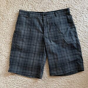 Nike Dri-Fit Golf Shorts Size 36